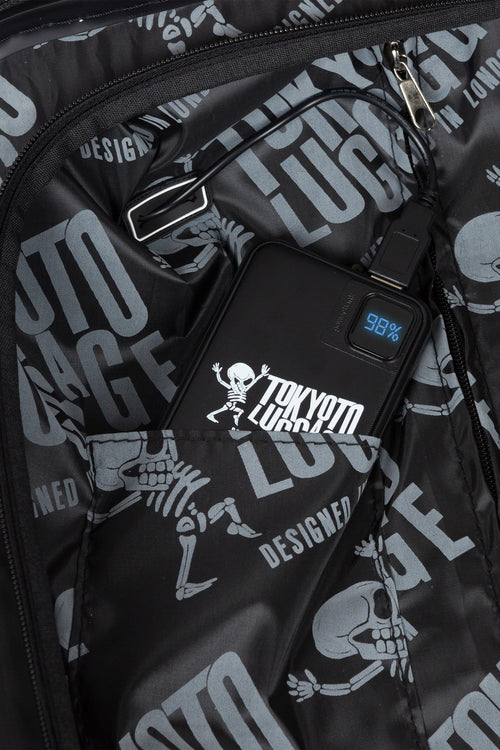 Interior Lining Image of the Luggage with Powerbank